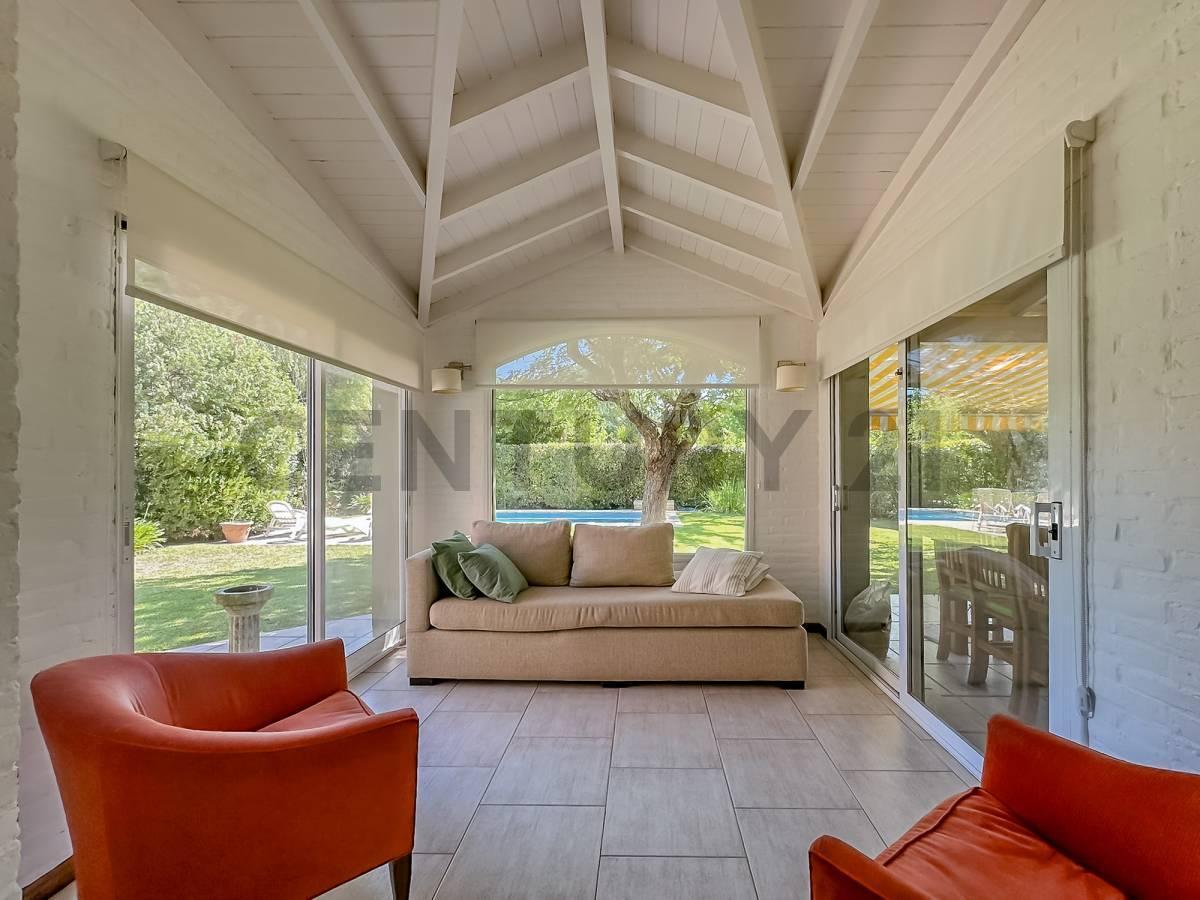 Foto de Impecable Casa 6 amb c/parque y pileta, imagen 2