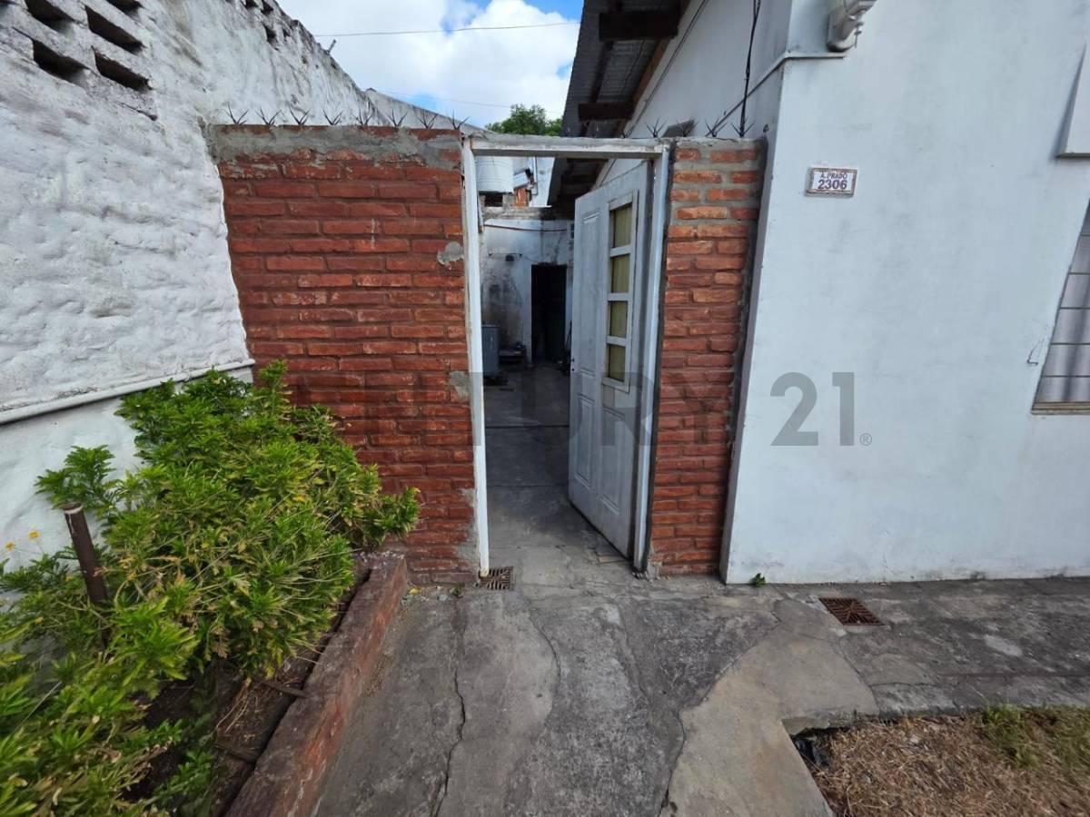 Foto de Venta PH 2 ambientes en Villa Tesei – Permuta, imagen 3