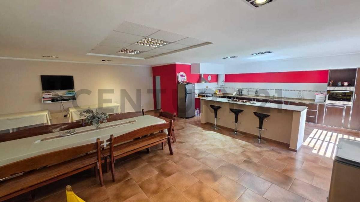 Foto de VENTA casa quinta con pileta y parque | General Rodríguez, imagen 5