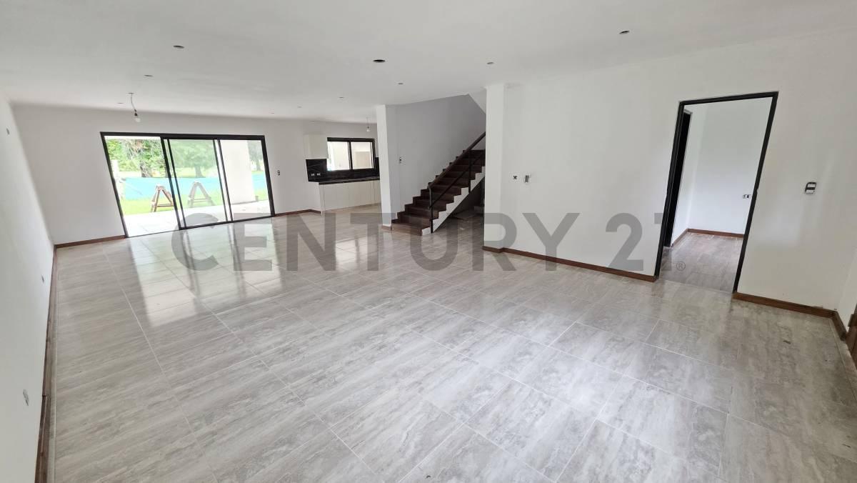 Foto de VENTA Casa 5 ambientes en Club de Campo Las Praderas de Luján - Acepta, imagen 3