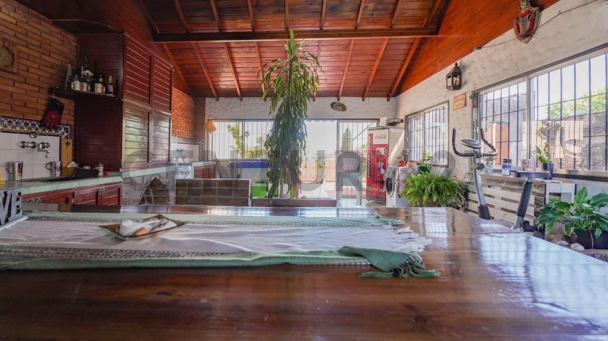 Foto de VENTA PH 4 AMB. C/BALCON, TERRAZA,QUINCHO-VELEZ SARFIERLD, imagen 3