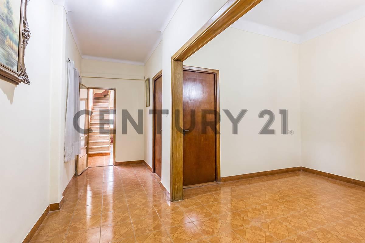 Foto de VENTA CASA + GARAGE/ESPACIO INDUSTRIAL-PARQUE AVELLANEDA, imagen 5