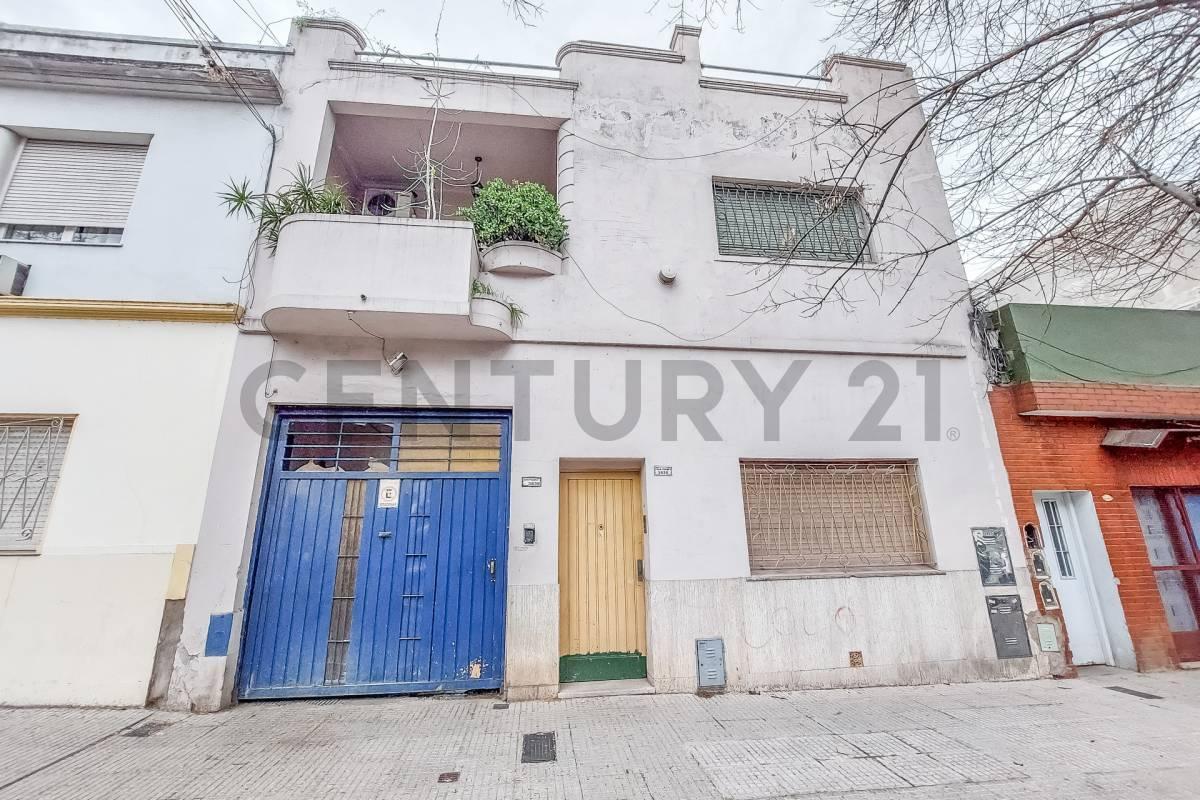 Foto de VENTA GALPÓN + OFICINAS/VIVIENDAS | PARQUE AVELLANEDA, imagen 1
