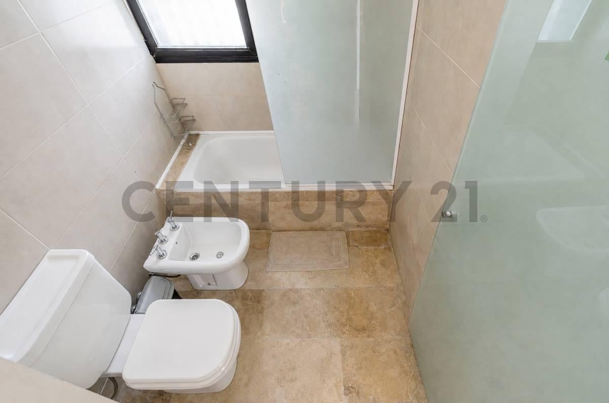 Foto de Venta-Permuta Casa 5 ambientes con pileta sobre 1.400 m² en Haras San, imagen 5