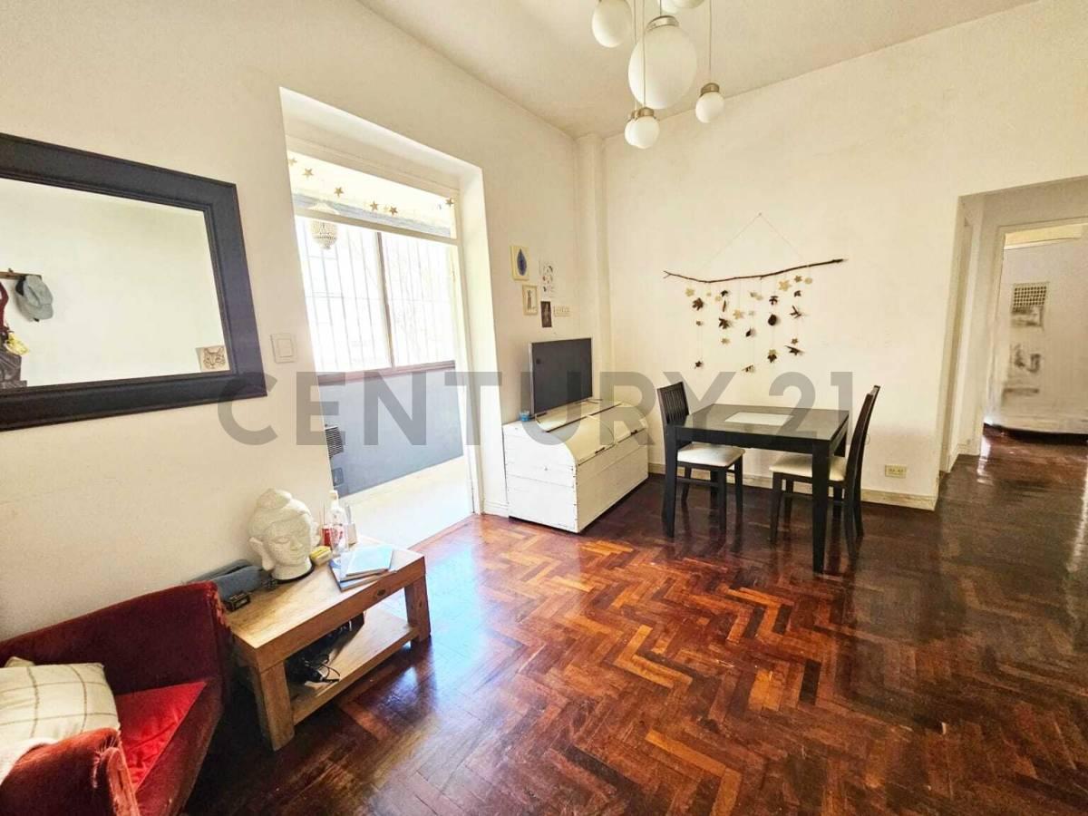Foto de DEPTO TIPO PH 2AMB-GRAN BALCÓN CORRIDO-CABALLITO, imagen 1