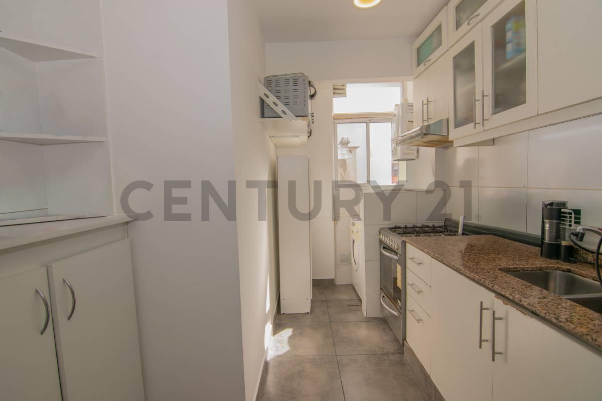 Foto de VENTA-PERMUTA DEPTO 4 AMB.-CABALLITO, imagen 5