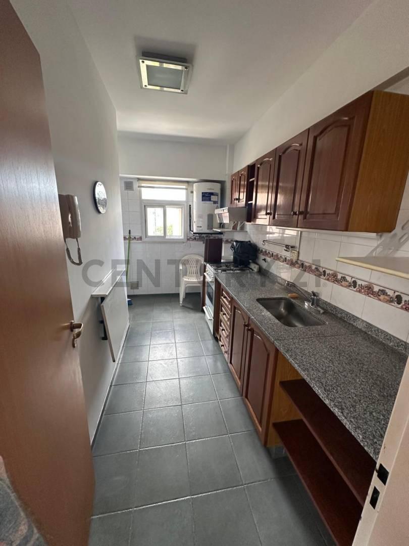 Foto de VENTA-PERMUTA Departamento de 2 Ambientes en Caballito, imagen 3