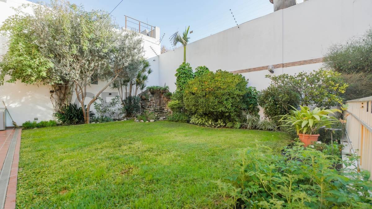 Foto de VENTA CASA 6 AMBIENTES CON JARDIN PILETA QUINCHO PLAYROOM Y CHOCHERAS, imagen 5