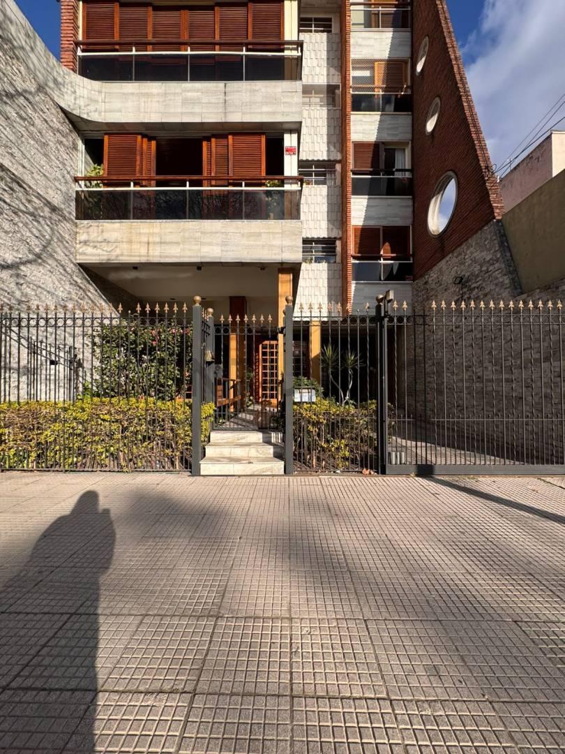 Foto de VENTA-PERMUTA DEPTO 4 AMBIENTES-VILLA LURO, imagen 4