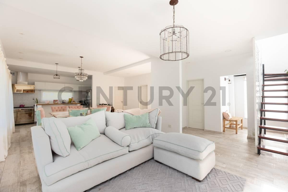 Foto de VENTA-PERMUTA CASA 5 MABINTES-HARAS SANTA MARIA, imagen 4
