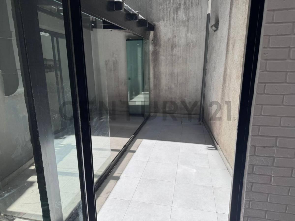 Foto de Venta Departamento 2 ambientes con patio y 2 baños completos en, imagen 5