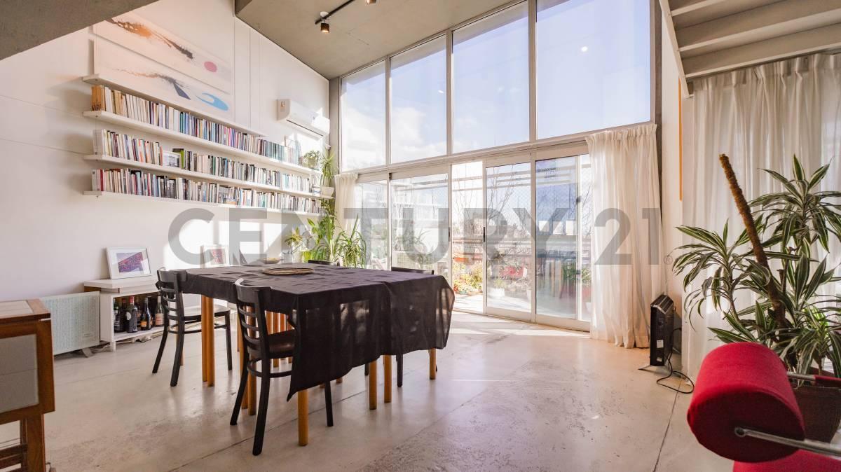 Foto de VENTA - LOFT EN DUPLEX en BARRACAS - 2 Amb + Amplio Escritorio - Muy, imagen 3