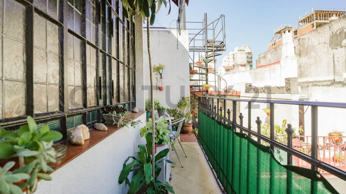 Foto de VENTA PH 5 amb con Terraza - Flores, imagen 2