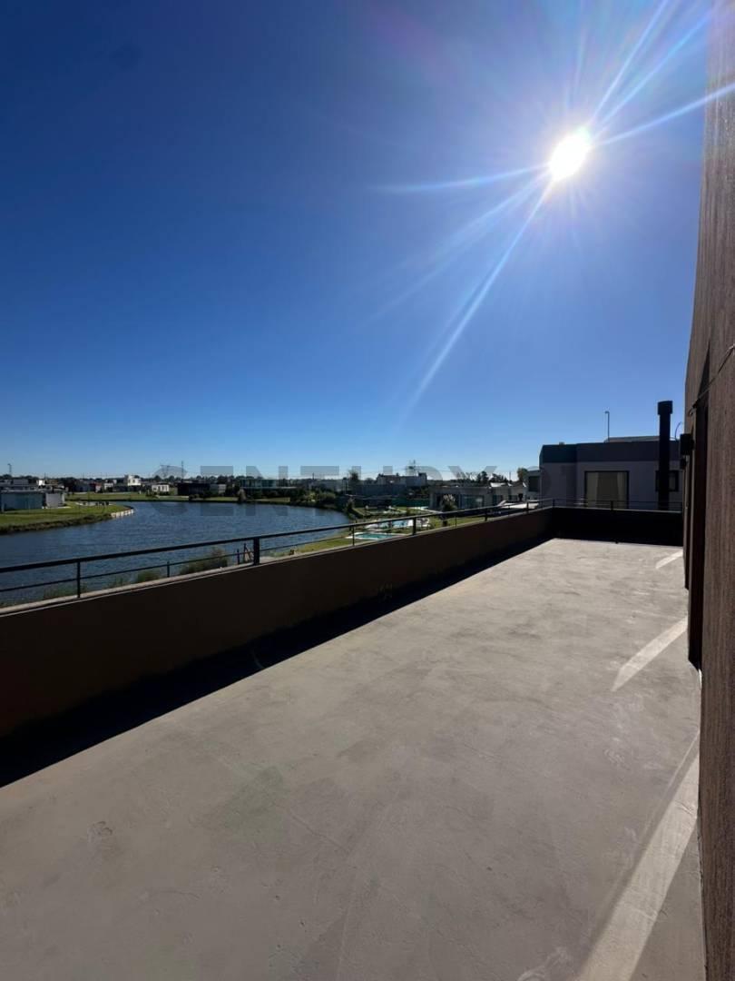 Foto de Venta Casa 6 ambientes con vista a la laguna, barrio privado La Alameda, imagen 5