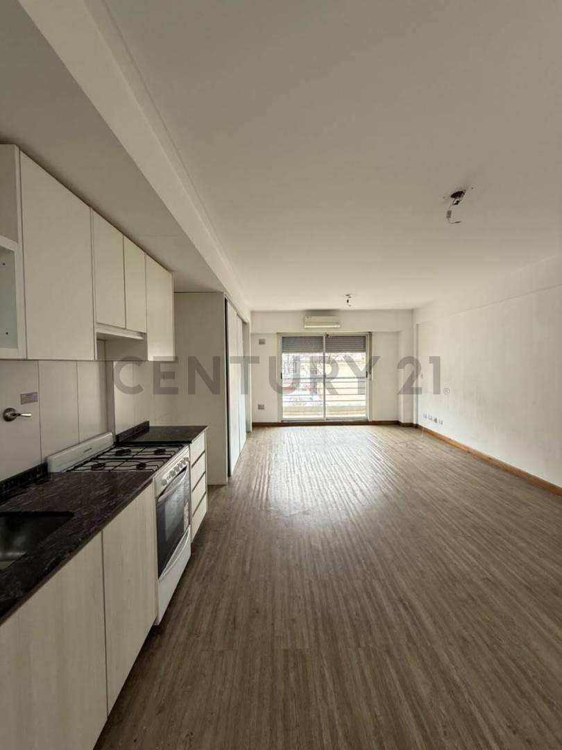 Foto de ALQUILER – Monoambiente con balcón | Flores, imagen 5