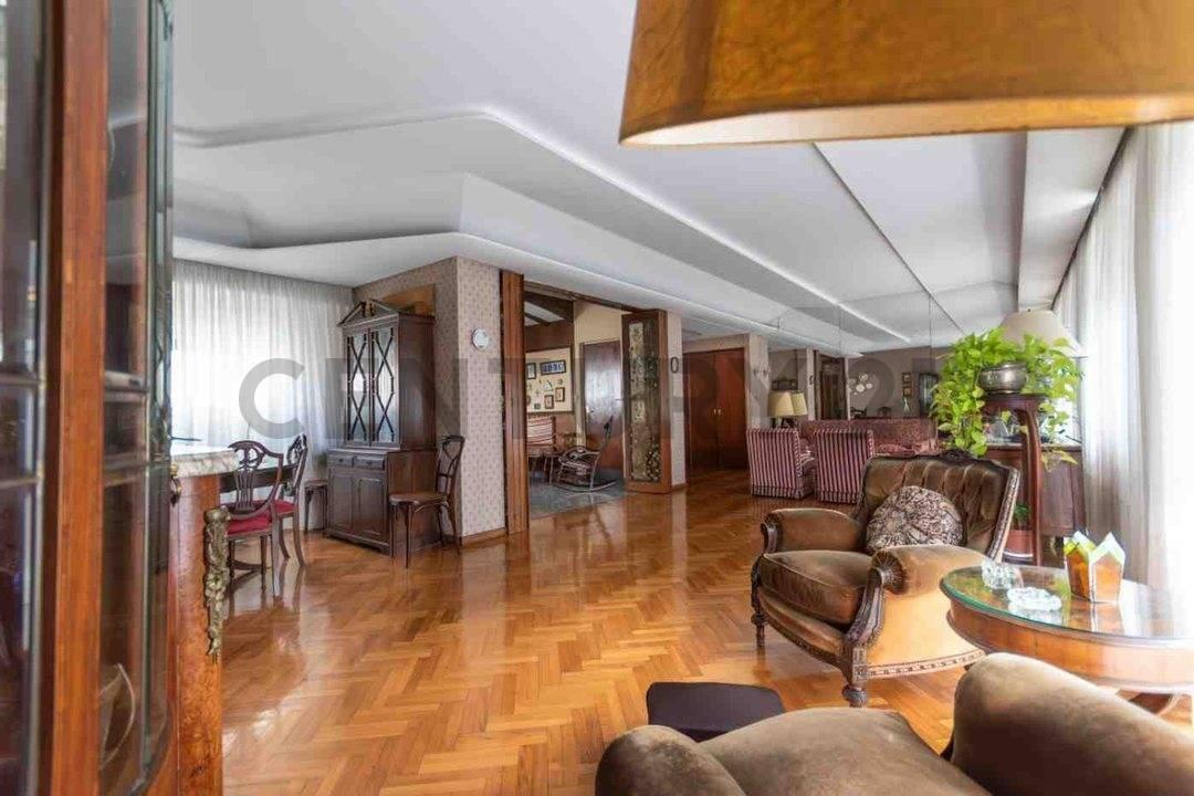 Foto de VENTA DEPARTAMENTO 5 AMBIENTES CABALLITO-PERMUTA- APTO CREDITO, imagen 1