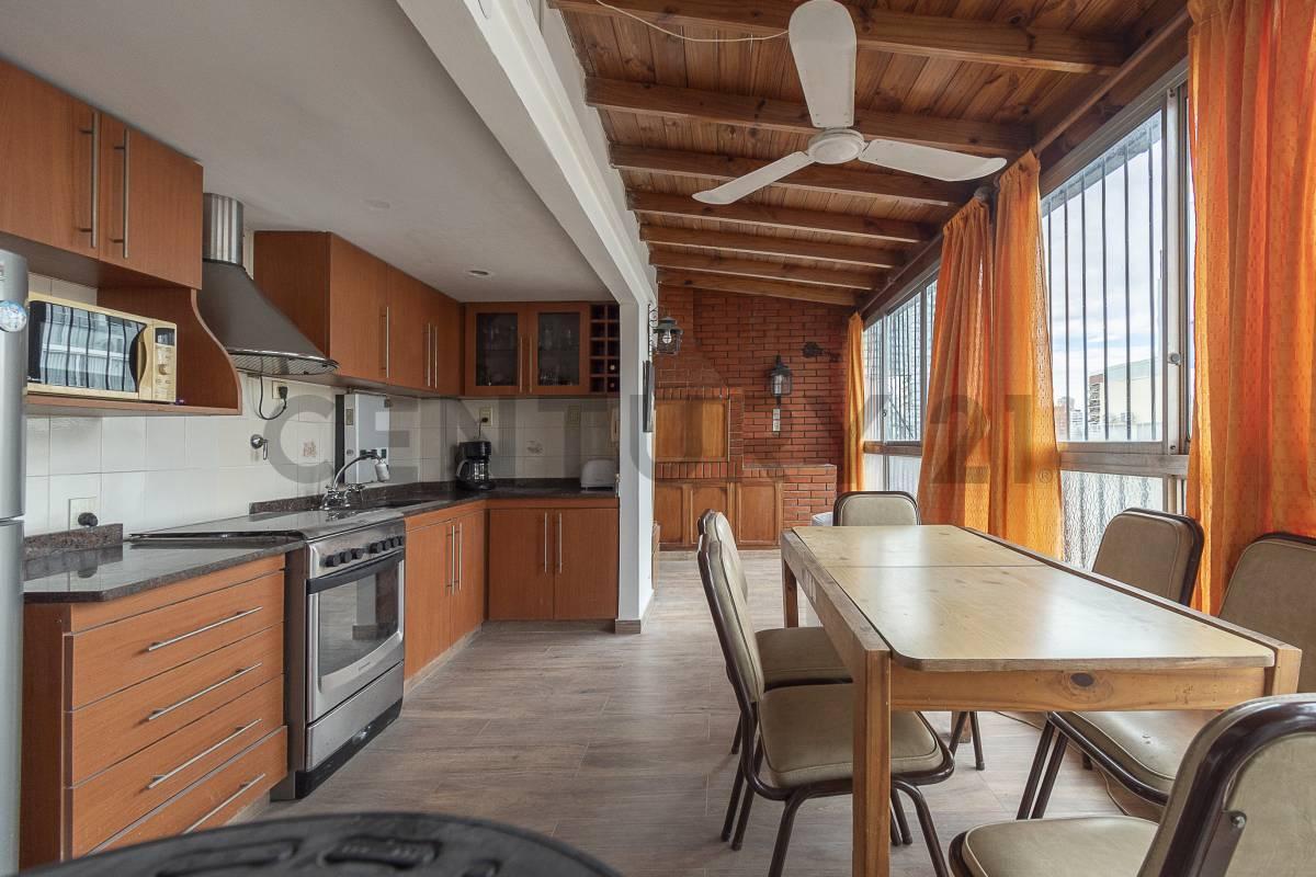 Foto de VENTA DOS AMBIENTES Y MEDIO CON PARRILLA – BELGRANO, imagen 3