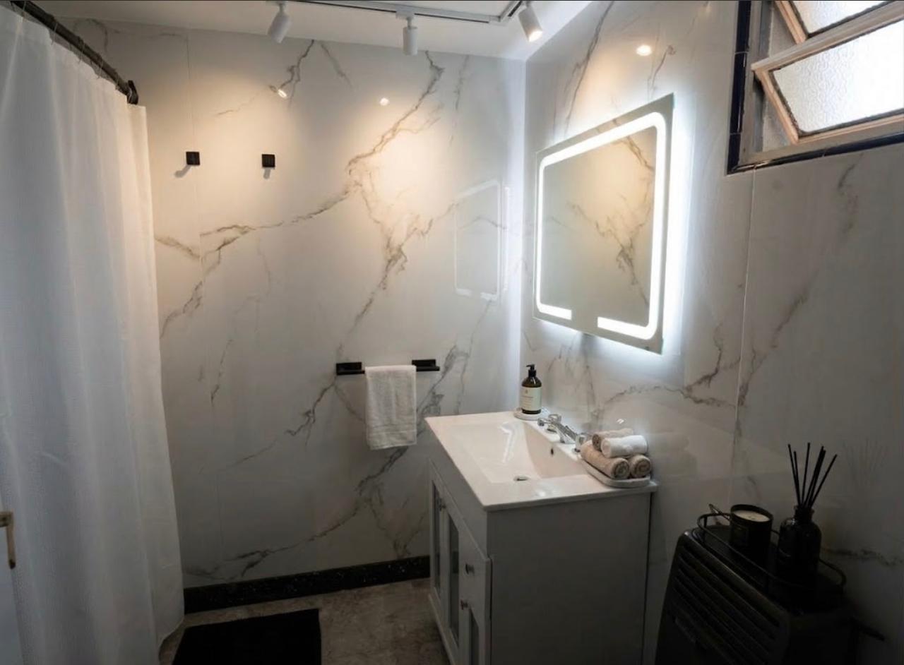 Foto de VENTA-PERMUTA PH 5 AMB.- HAEDO, imagen 2