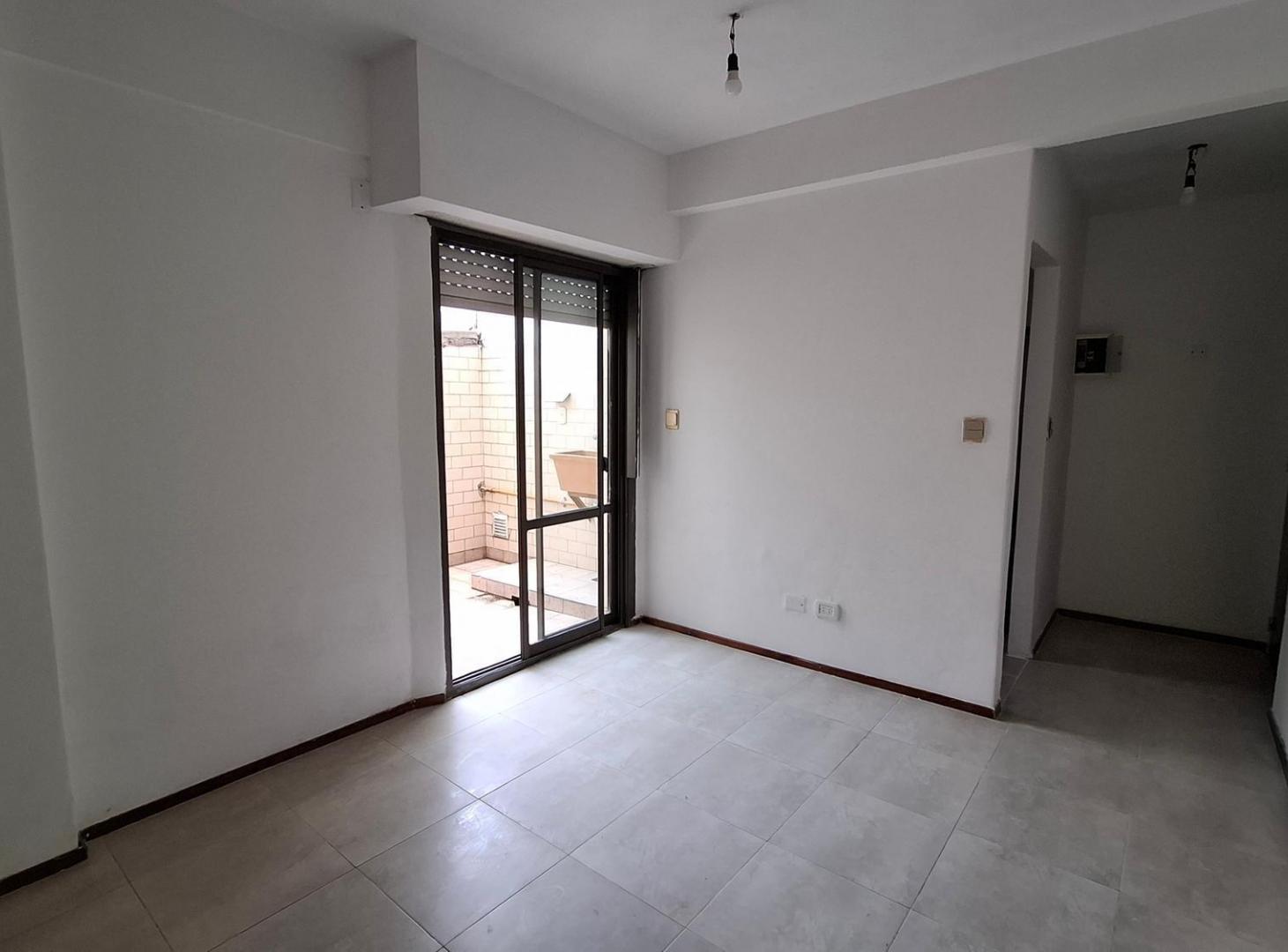 Foto de Venta departamento 2 ambientes con patio - Villa Crespo, imagen 1