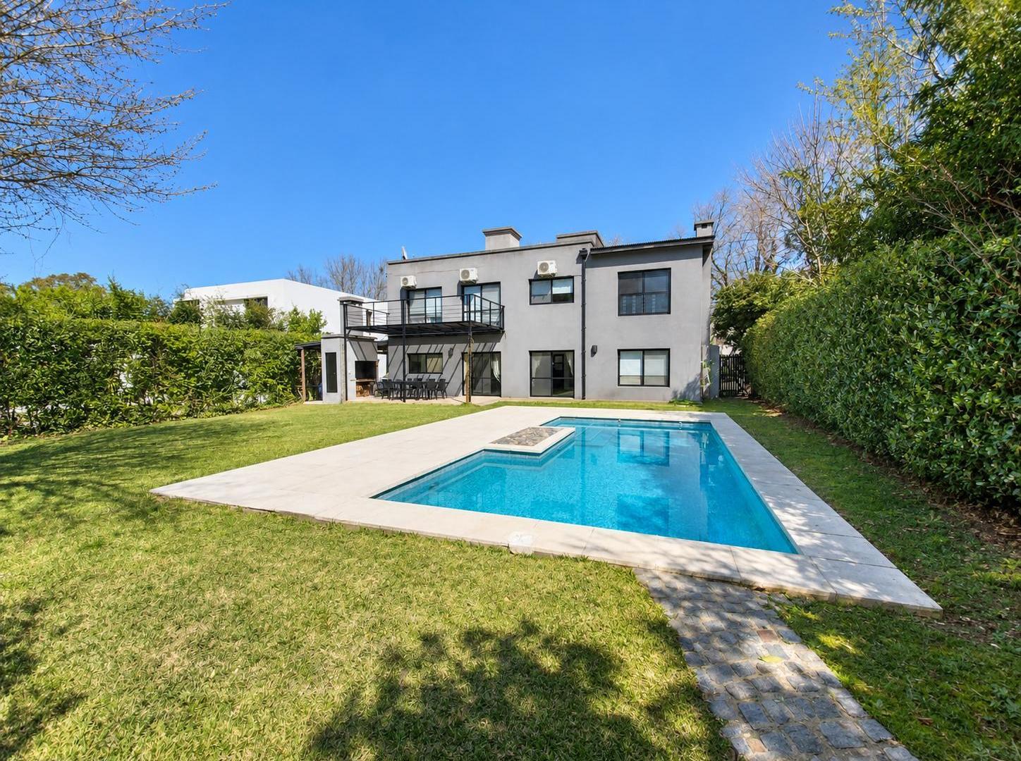 Foto de CASA DE DISEÑO MODERNO CON PILETA EN LOS POTRILLOS · FÁTIMA, PILAR, imagen 1
