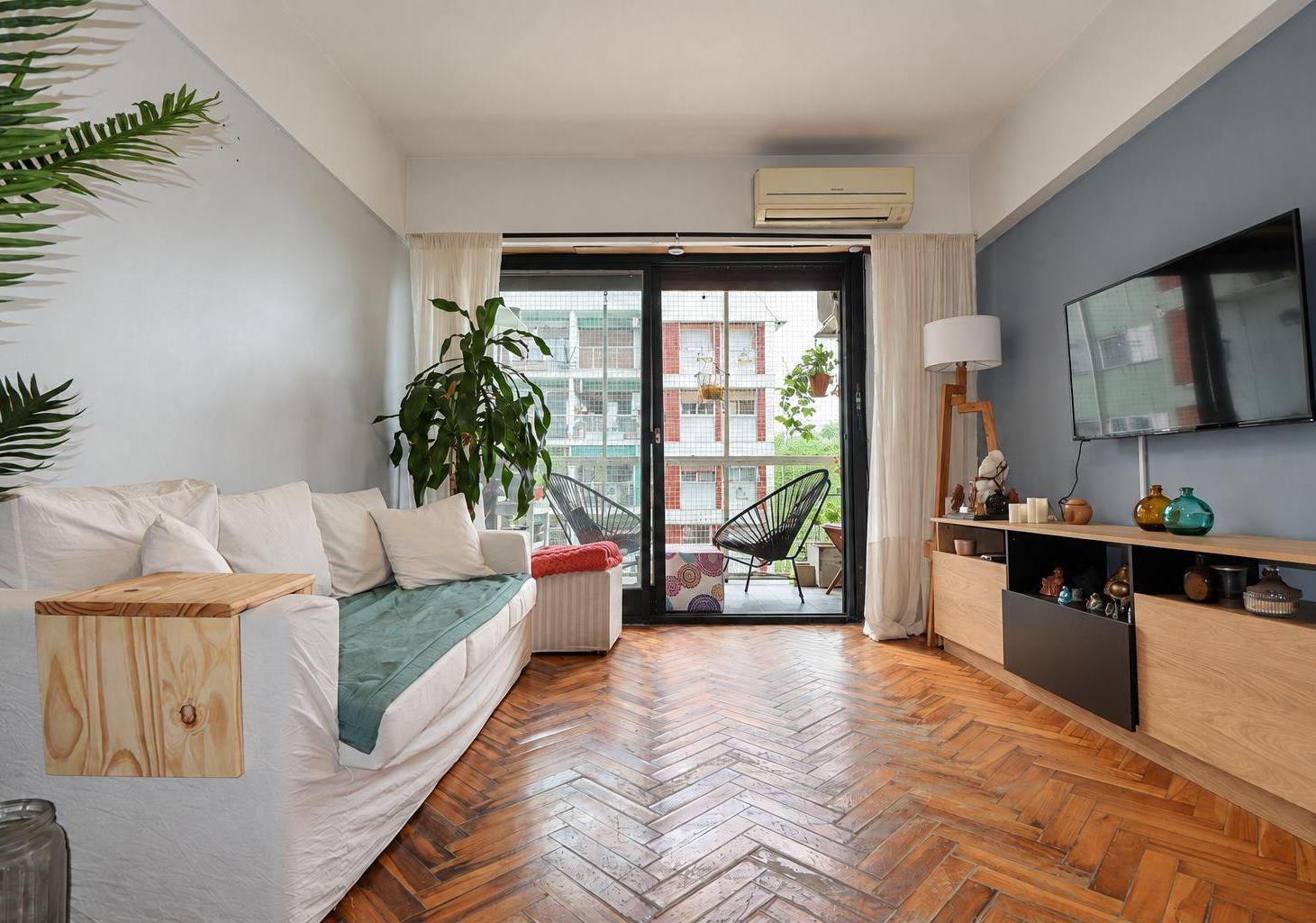 Foto de VENTA DEPARTAMENTO 4 AMBIENTES APTO CREDITO CON BALCON EN VILLA CRESPO, imagen 2