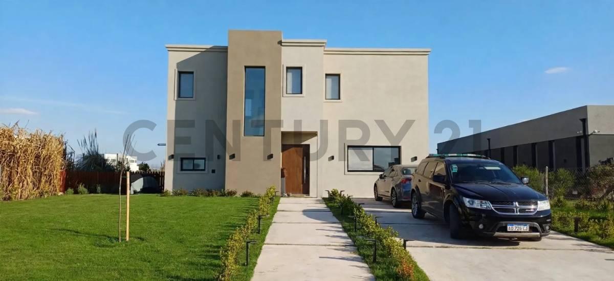 Foto de CASA EN VENTA – SAN SEBASTIÁN, ÁREA 7, imagen 1