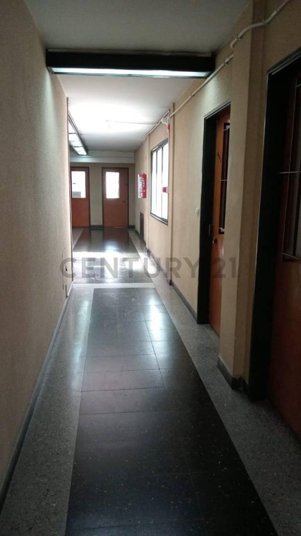 Foto de Oficina En Venta Mono Ambiente Lavalle 1500 - Balvanera, imagen 1