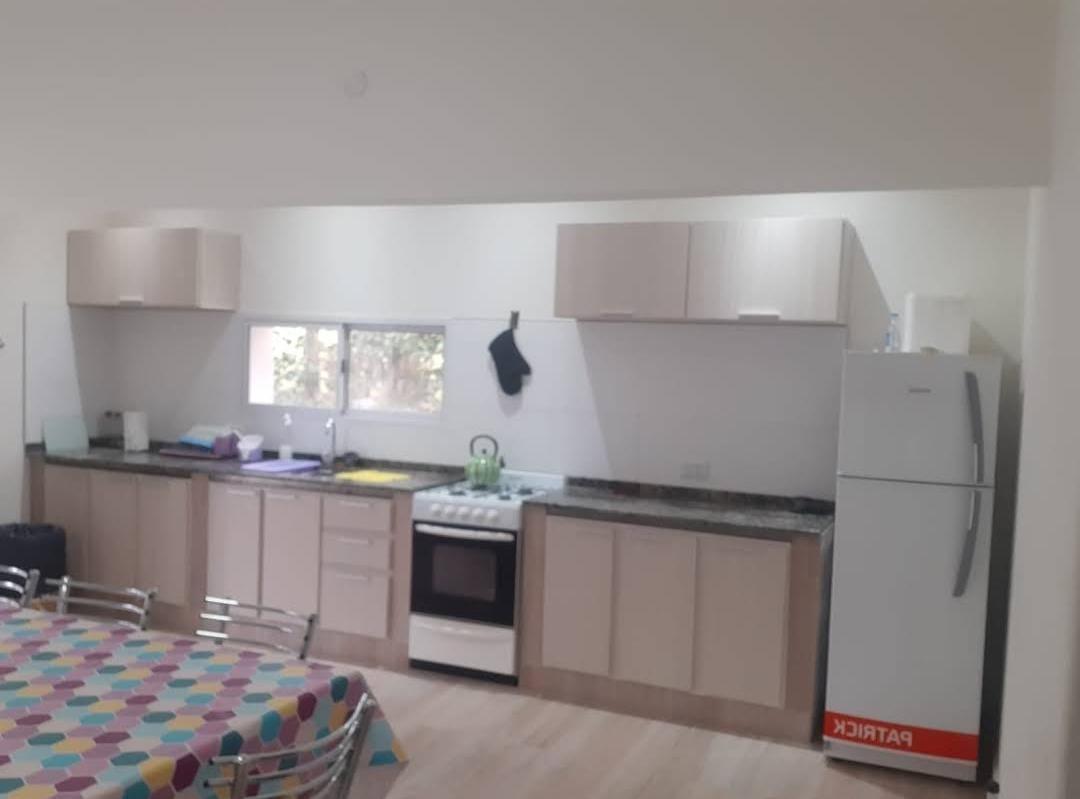 Foto de Casa en venta patio verde y pileta la ribera oliveros, imagen 3