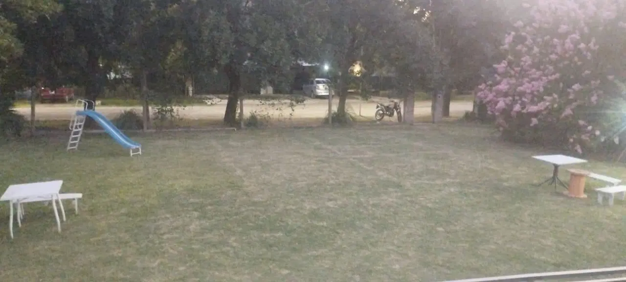 Quincho y pileta en Ibarlucea 1