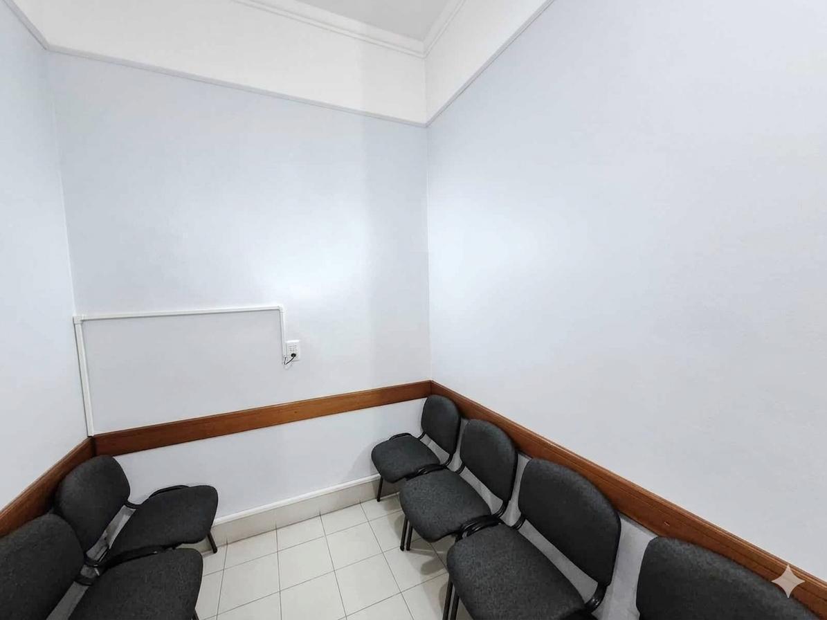 Foto de PH en planta baja con gran galpon interno, imagen 5