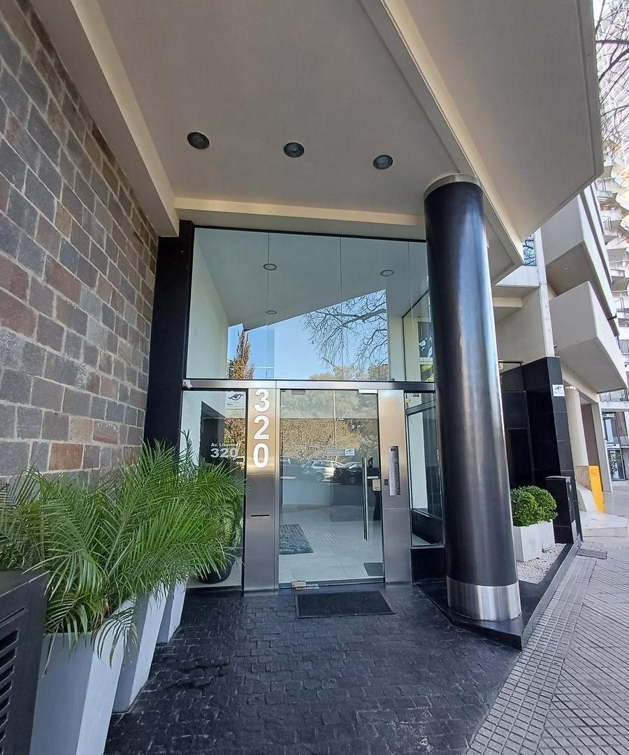 Foto de ALQUILER AMPLIO MONOAMBIENTE CON BALCON VISTA AL PARQUE, imagen 4
