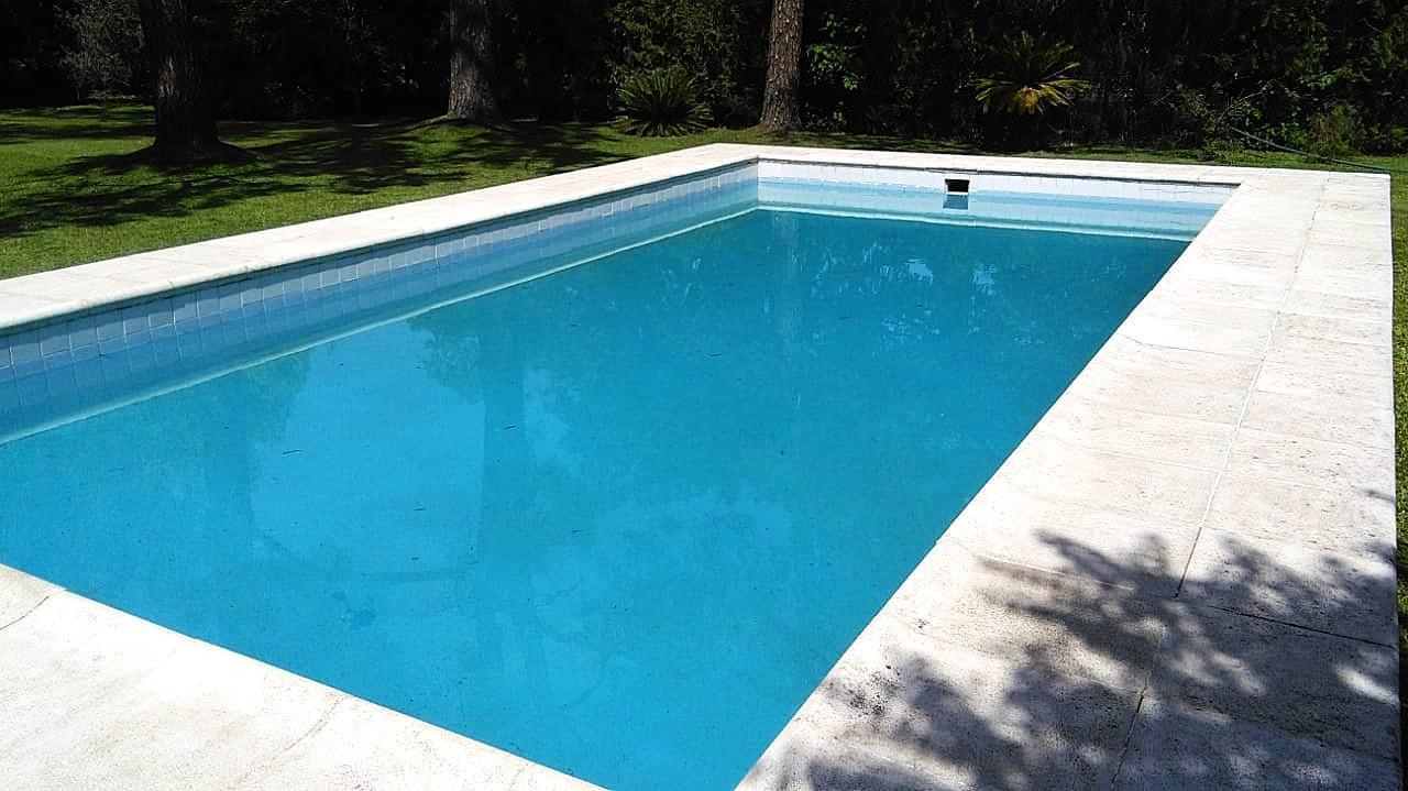 Foto de Venta casa en Funes con gran parque y pileta, zona Garita 15, imagen 4