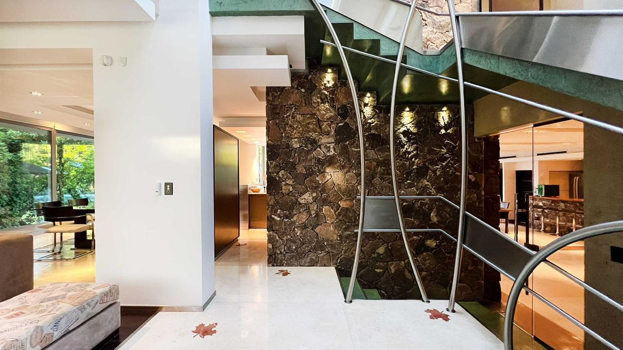 Foto de Espectacular Casa de Categoría con pileta en pleno centro de Pinamar!, imagen 4