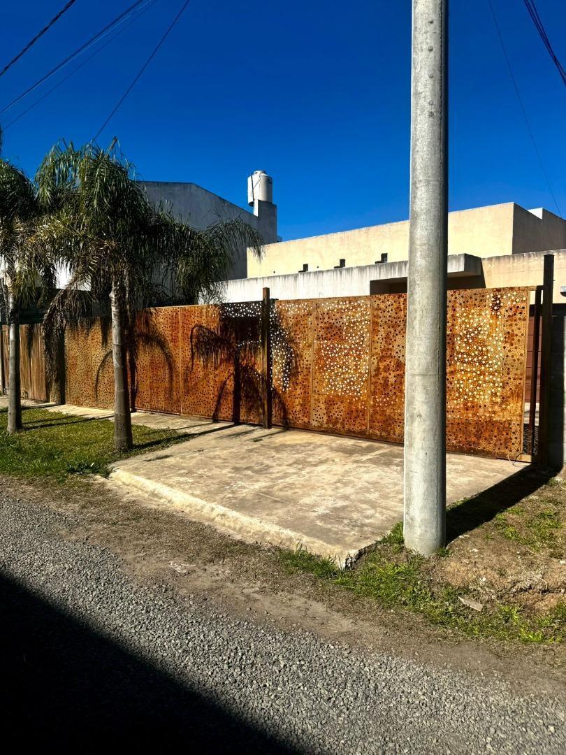 Oportunidad casa en venta en Matheu