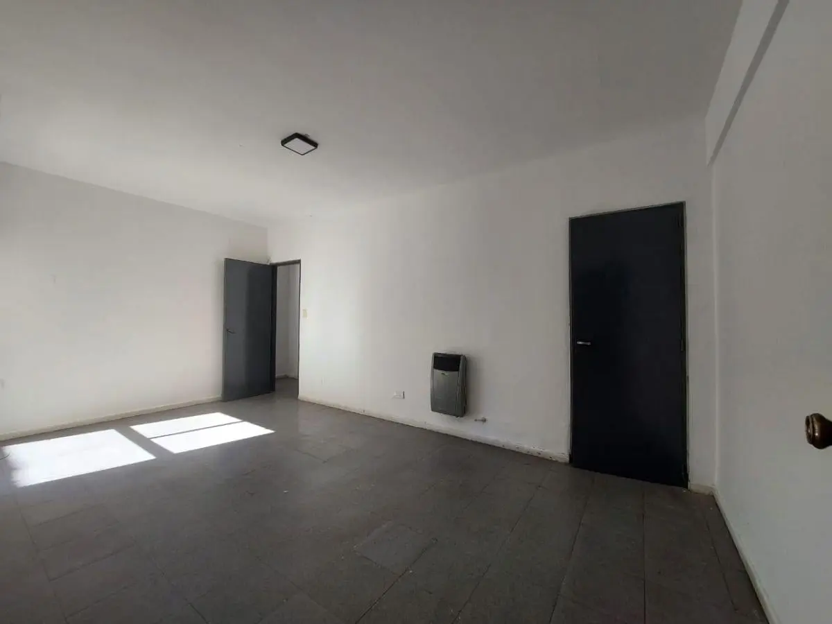 Departamento de 3 dormitorios en alquiler en Nueva Córdoba 4