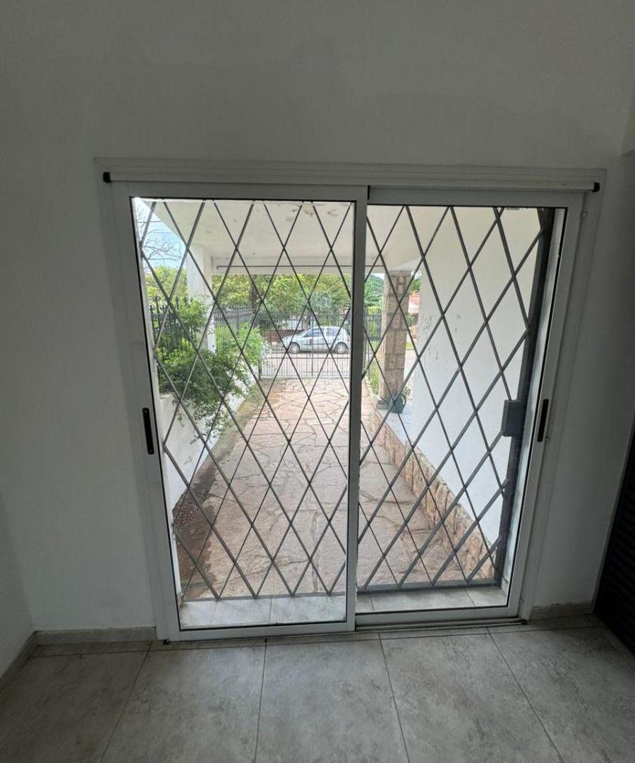 Foto de UNQUILLO PESASI - MIGLIORI ALQUILA - Hermosa casa ubicada en el centro, imagen 2