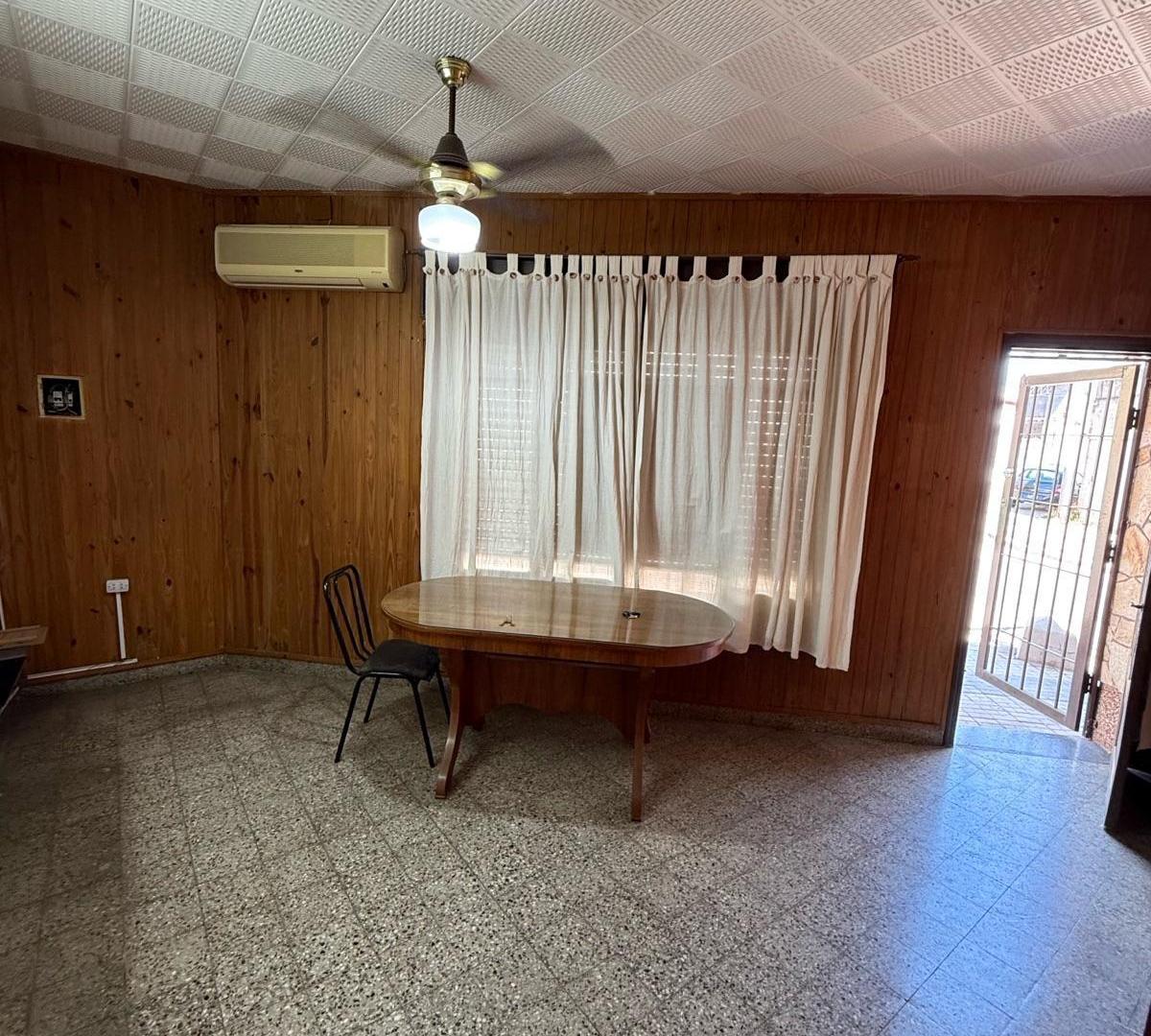 Foto de Venta-casa-Barrio Azcuénaga-oportunidad, imagen 4