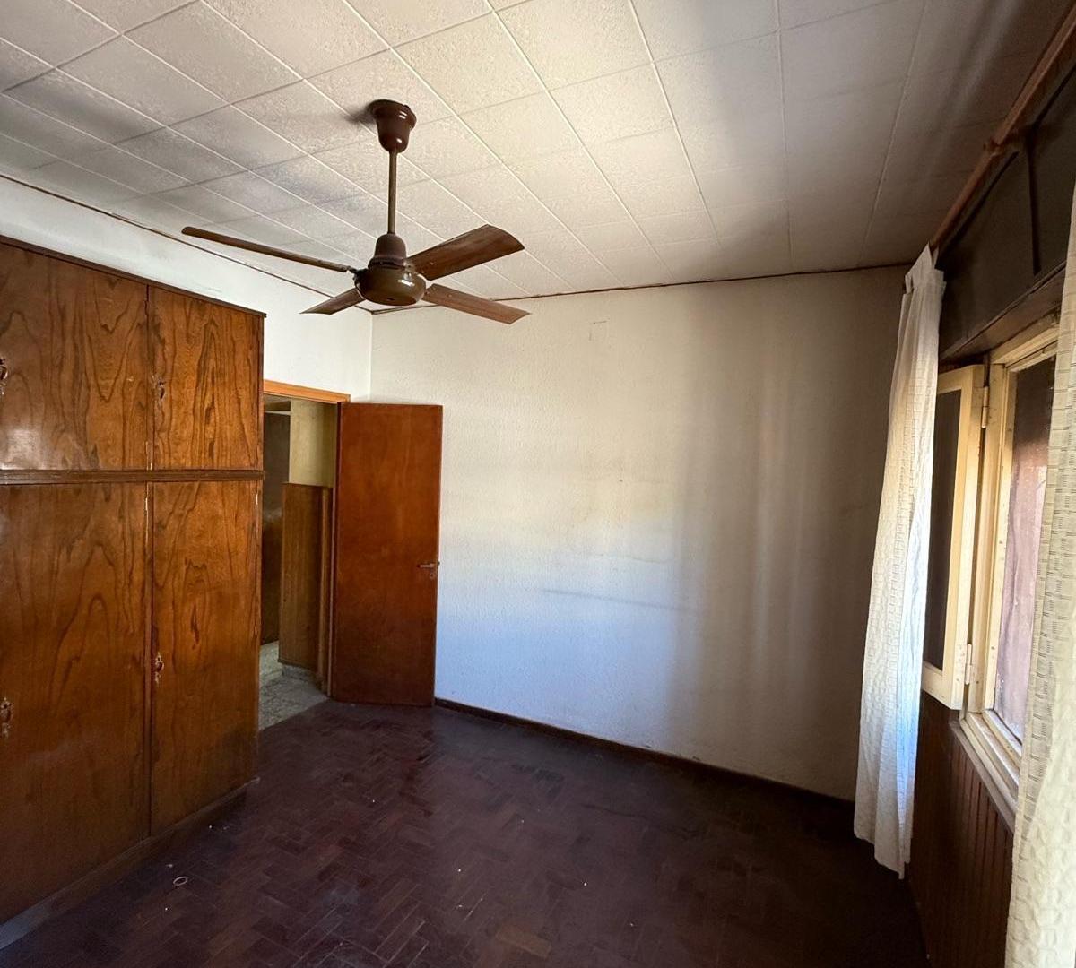 Foto de Venta-casa-Barrio Azcuénaga-oportunidad, imagen 3