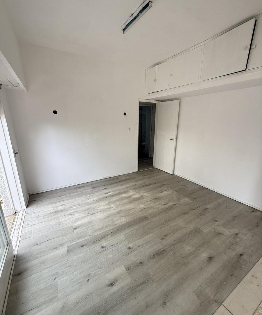 Foto de Venta-Casa-Azcuénaga-Apta a Crédito, imagen 5