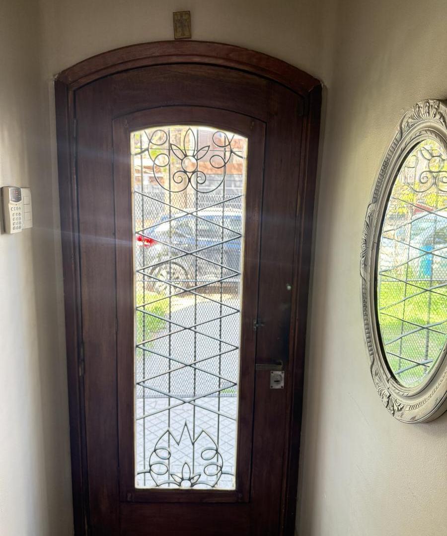 Foto de Venta- Casa en Echesortu, imagen 3