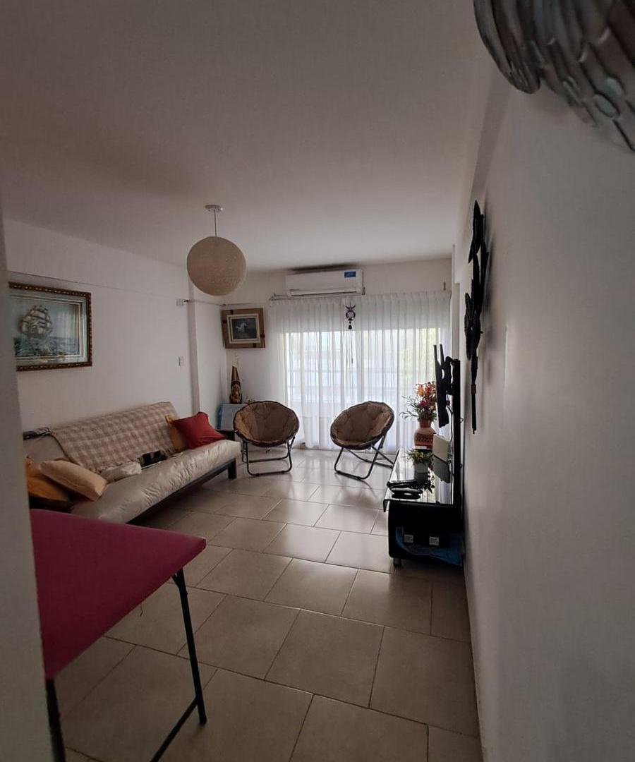 Foto de Departamento de 58 m² con 1 dormitorio en venta en Centro, imagen 4