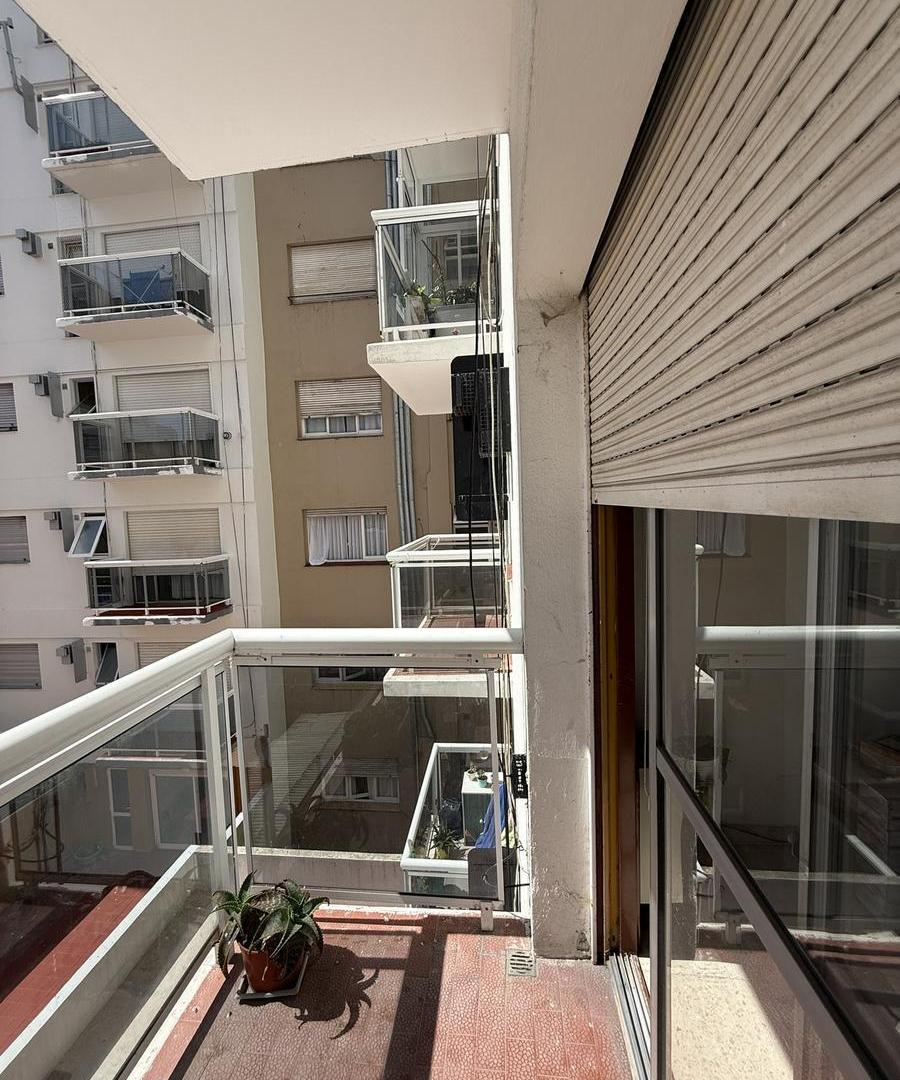 Foto de Departamento monoambiente lateral muy luminoso, con cochera, zona, imagen 1