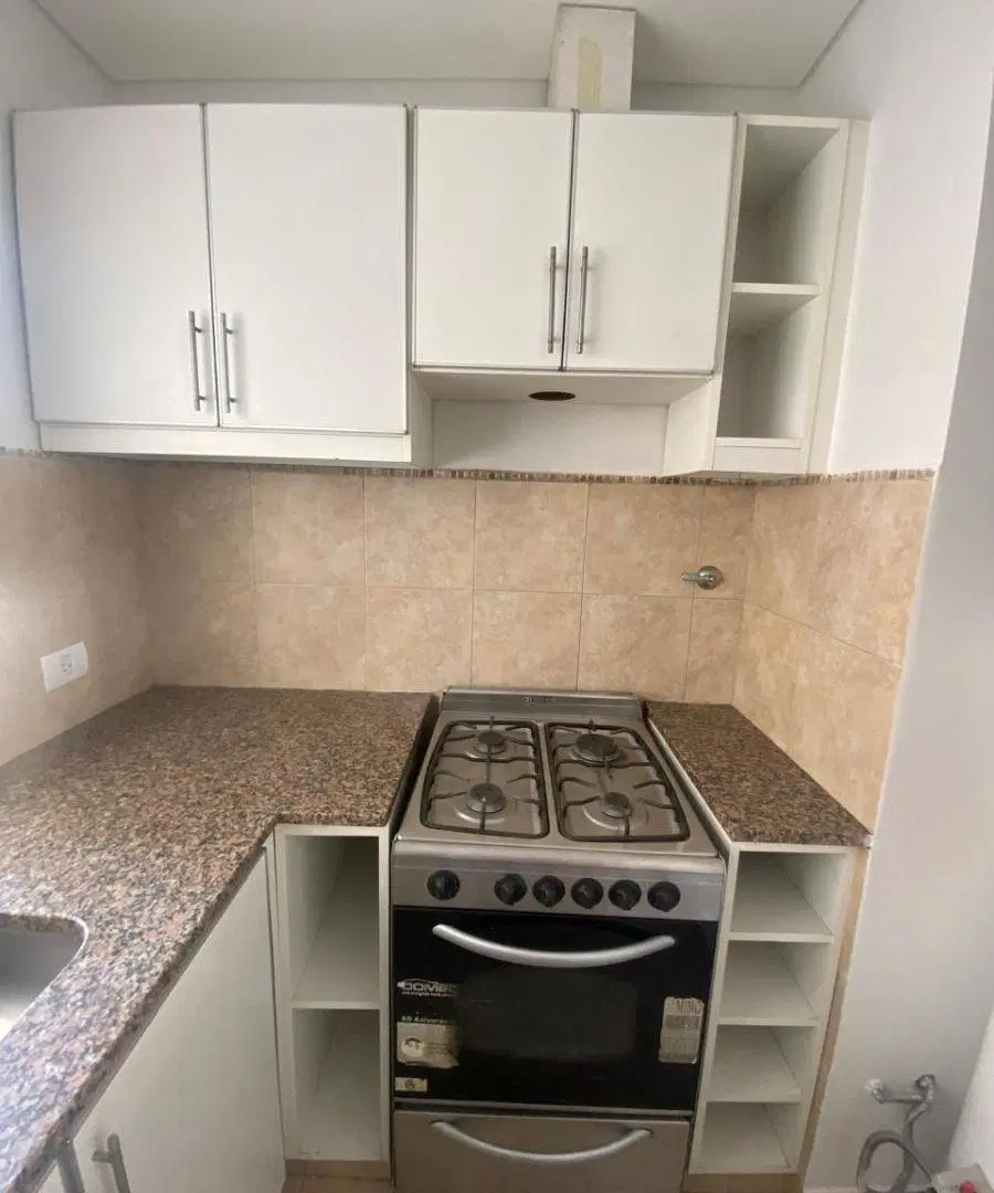 Venta de departamento de dos dormitorios - zona casco urbano 4