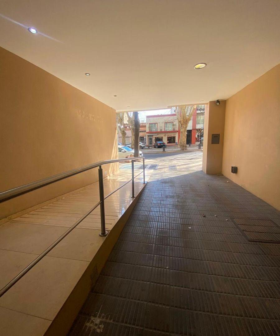 Foto de VENTA DE COCHERA DECUBIERTA - ZONA CENTRO - LA PLATA, imagen 5