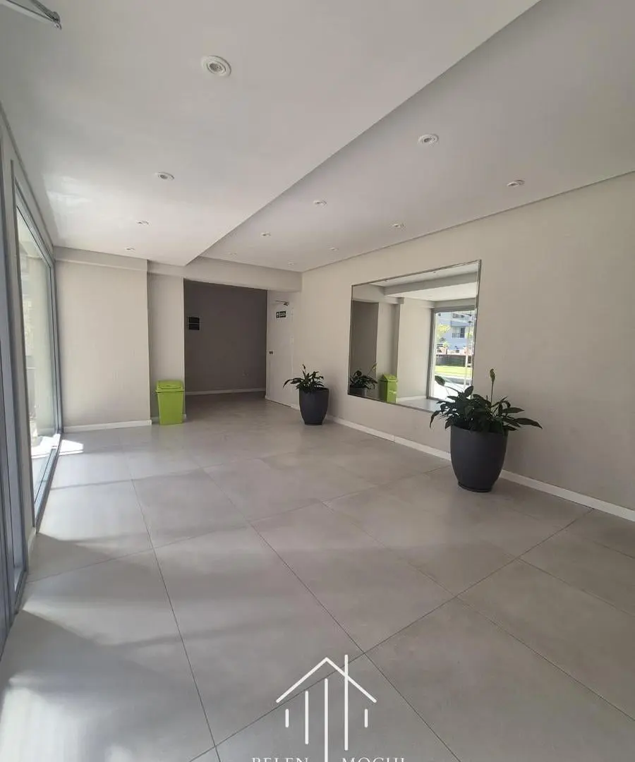 Venta de Departamento 2 ambientes Canning Center 1