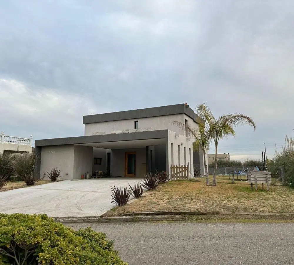 CASA EN VENTA DE 4 AMB EN BARRIO SANTA RITA SAN VICENTE/ CANNING 8