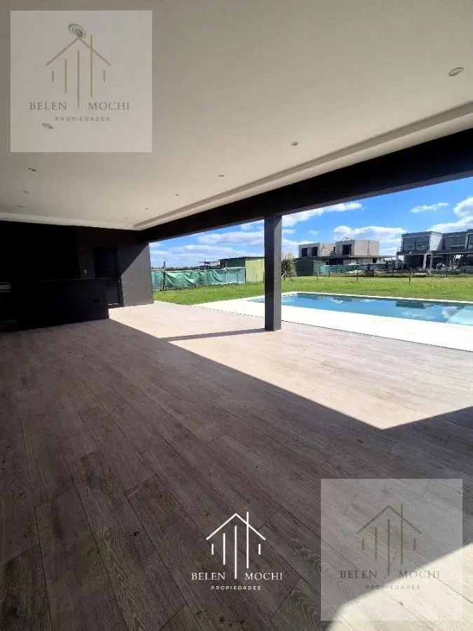 Venta / Alquiler de Casa En Terralagos Barrio Privado en Canning 3