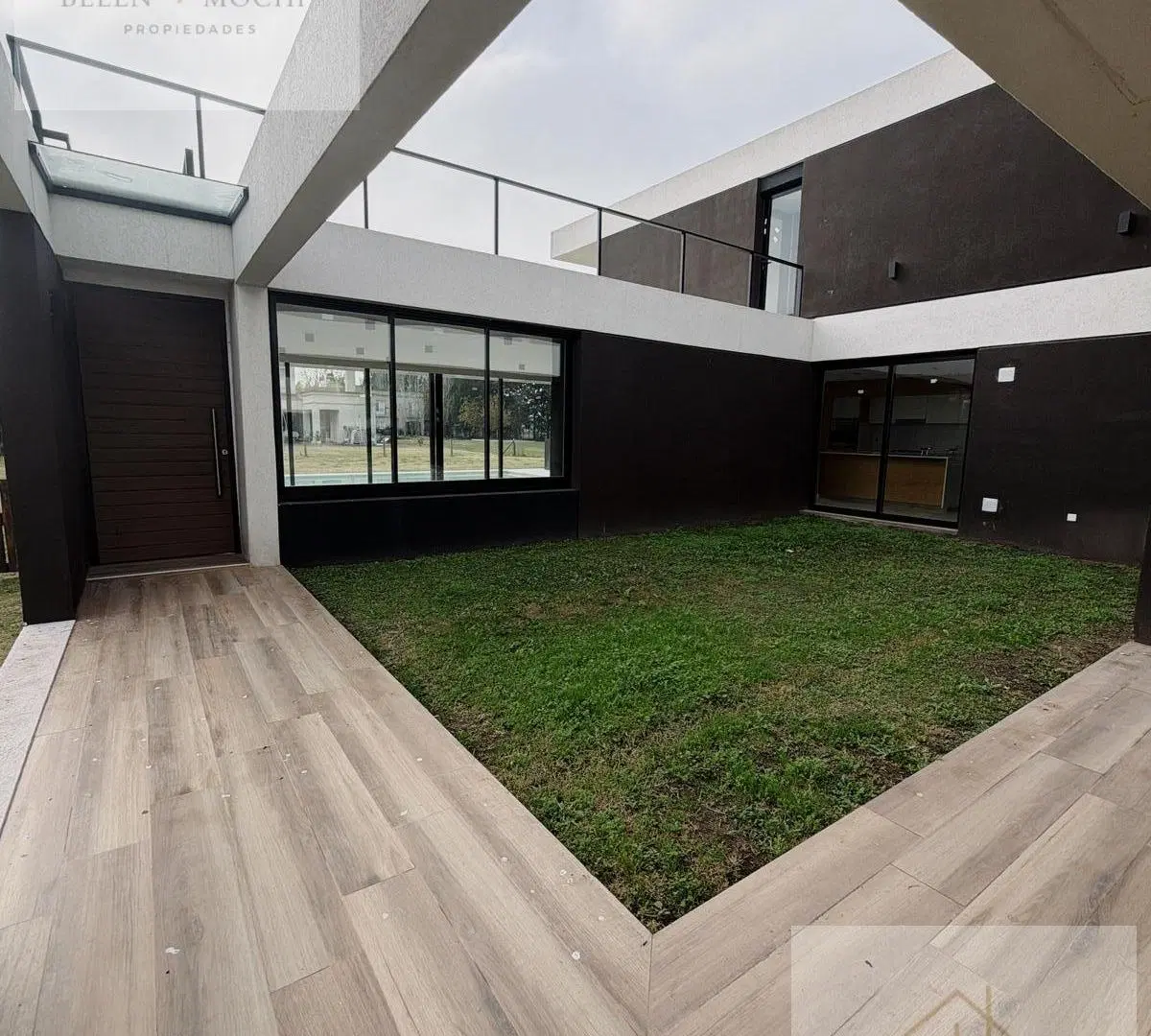 Casa en Venta / Alquiler con Opción a Compra en Barrio Privado San Eliseo Golf 3