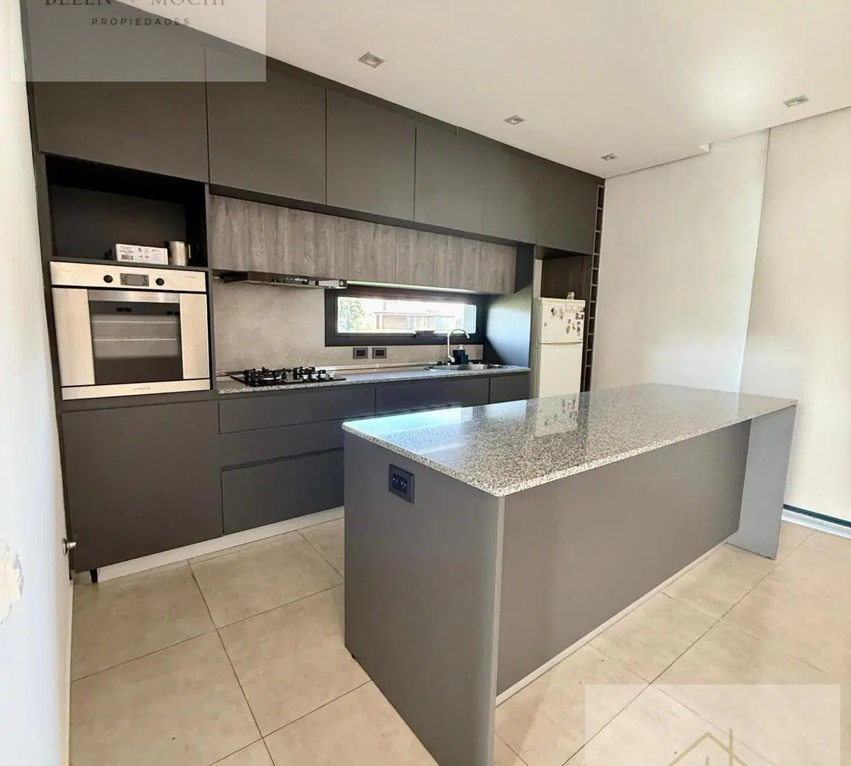 Casa en Alquiler 5 amb La Mgdalena ( Historico)  Canning 2