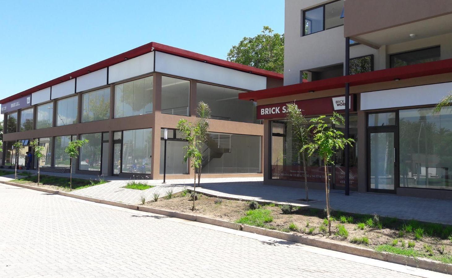 Local Comercial Solares de Santa María 3